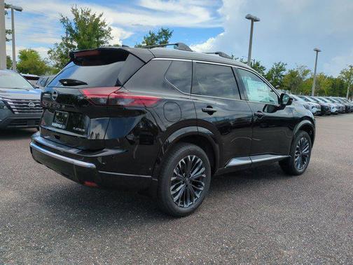 2025 Nissan Rogue Platinum