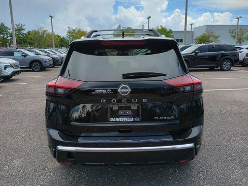 2025 Nissan Rogue Platinum
