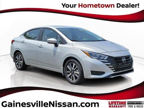 Brilliant Silver Metallic 2025 Nissan Versa 1.6 SV