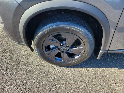 Gun Metallic 2026 Nissan Rogue SV