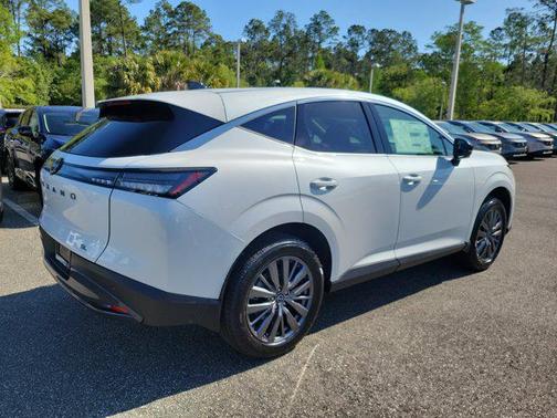 Everest White Pearl Tricoat 2026 Nissan Murano SL