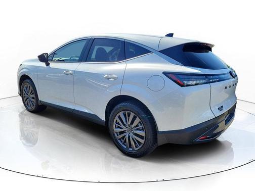 Everest White Pearl Tricoat 2026 Nissan Murano SL