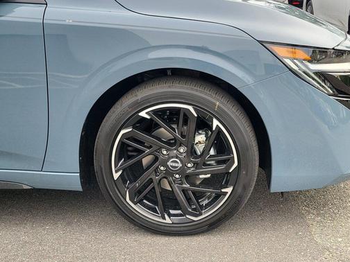 Atlantic Gray Metallic 2026 Nissan Sentra SR