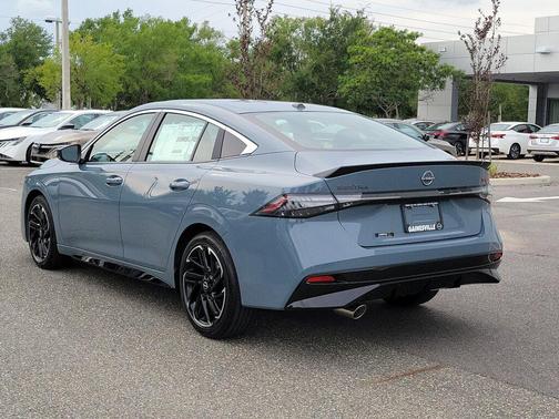 Atlantic Gray Metallic 2026 Nissan Sentra SR