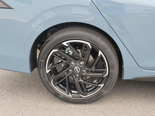 Atlantic Gray Metallic 2026 Nissan Sentra SR