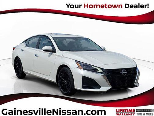 2025 Nissan Altima SV FWD