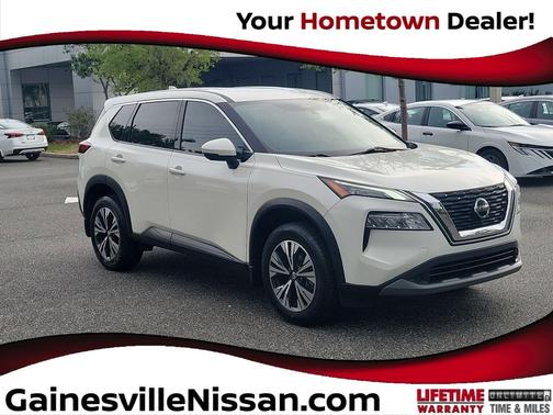 Pearl White Tricoat 2021 Nissan Rogue SV