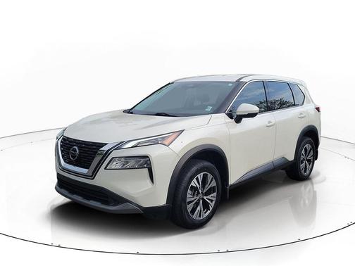 Pearl White Tricoat 2021 Nissan Rogue SV