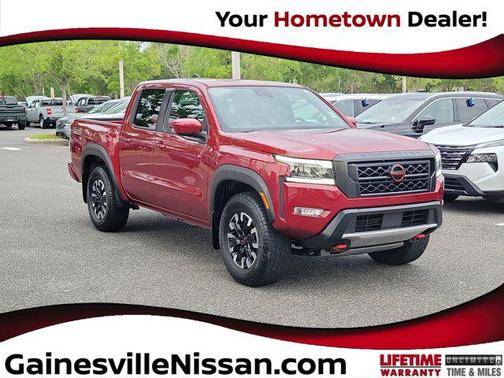 Cardinal Red Metallic Tricoat 2024 Nissan Frontier PRO-4X