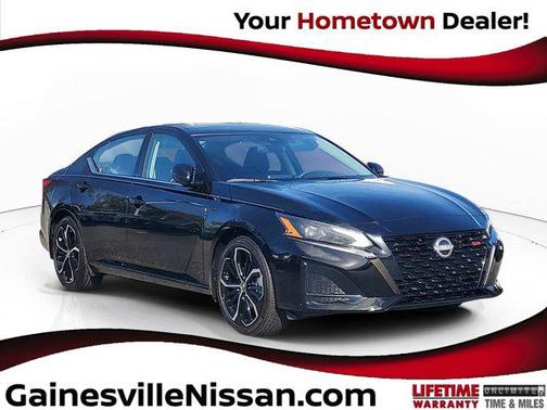 2025 Nissan Altima SR FWD