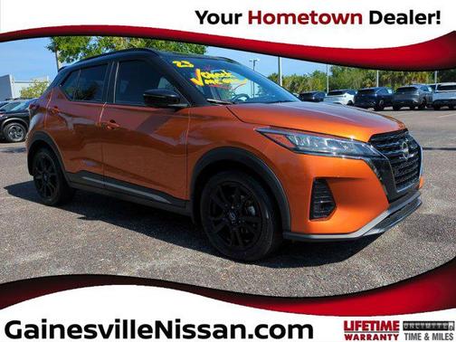 2023 Nissan Kicks SR