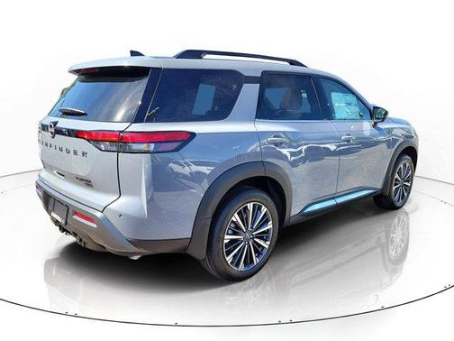 Boulder Gray Pearl 2026 Nissan Pathfinder Platinum