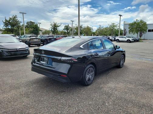 Super Black 2027 Nissan Sentra S