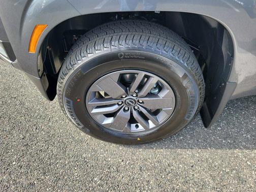 Gun Metallic 2026 Nissan Frontier SV