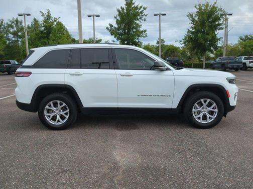 2022 Jeep Grand Cherokee Limited X