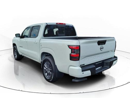 Glacier White 2027 Nissan Frontier SV