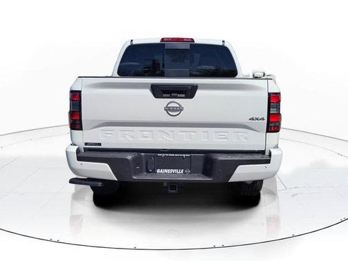 Glacier White 2026 Nissan Frontier SV