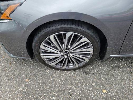 Gun Metallic 2025 Nissan Altima 2.5 SL