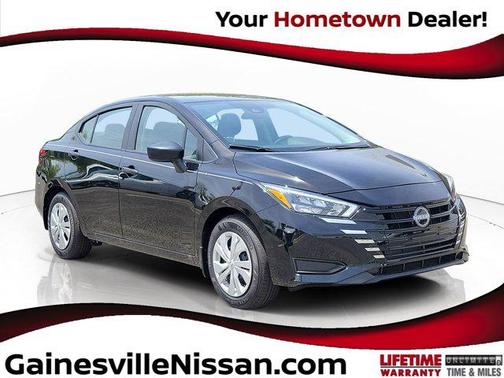Super Black 2025 Nissan Versa 1.6 S