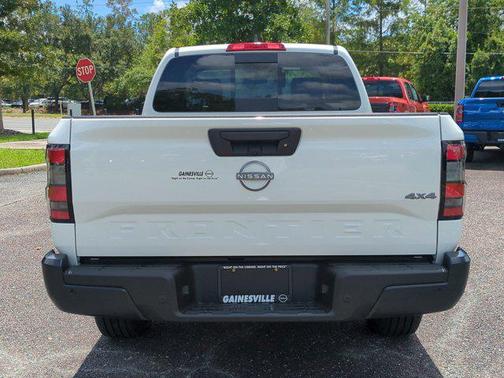 2025 Nissan Frontier S