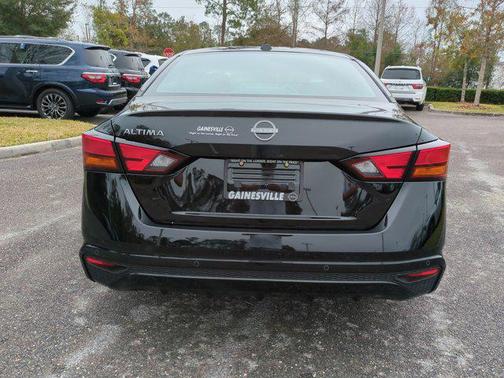 2025 Nissan Altima S FWD