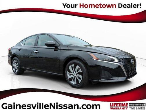 2025 Nissan Altima S FWD