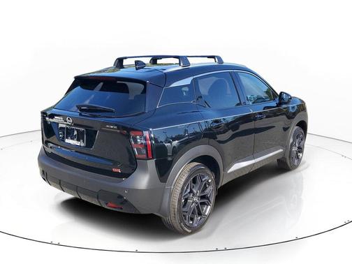 Super Black 2026 Nissan Kicks SR