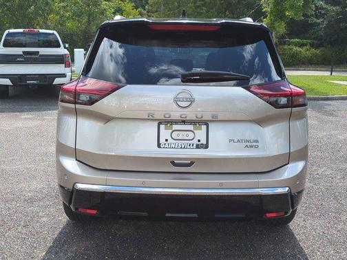 2025 Nissan Rogue Platinum