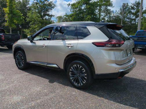 2025 Nissan Rogue Platinum