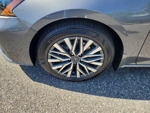 Gun Metallic 2026 Nissan Altima SV FWD