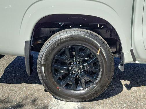 Glacier White 2026 Nissan Frontier SV