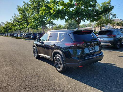 Super Black 2024 Nissan Rogue SV