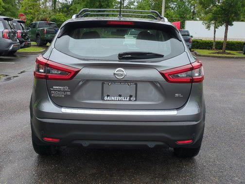 2022 Nissan Rogue Sport SL