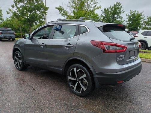 2022 Nissan Rogue Sport SL
