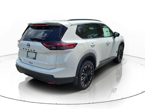 Everest White Pearl Tricoat 2026 Nissan Rogue Dark Armor