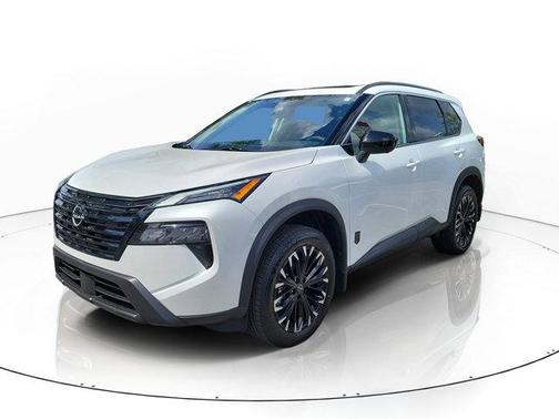 Everest White Pearl Tricoat 2026 Nissan Rogue Dark Armor