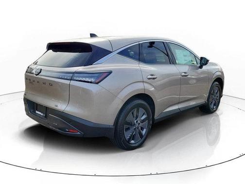 Champagne Silver Metallic 2026 Nissan Murano SL