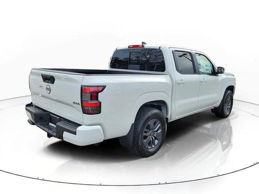 Glacier White 2026 Nissan Frontier SV