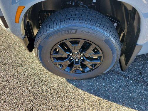 Boulder Gray Pearl 2026 Nissan Frontier SV