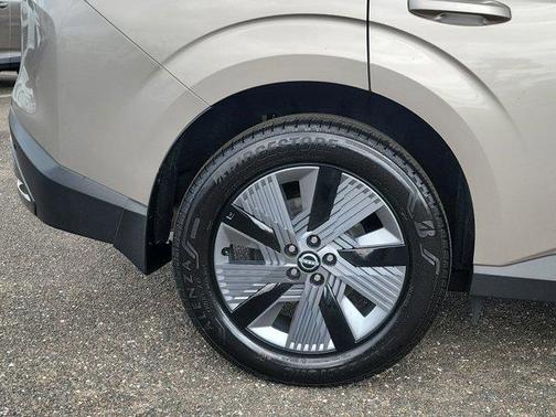 Champagne Silver Metallic 2026 Nissan Murano SL