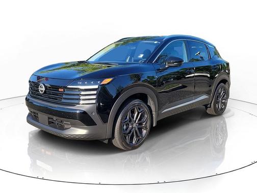 Super Black 2025 Nissan Kicks SR