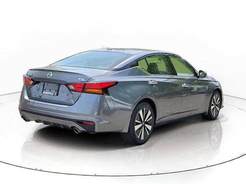 Gun Metallic 2021 Nissan Altima 2.5 SL