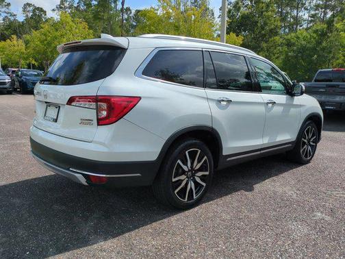 2020 Honda Pilot Touring 8-Passenger