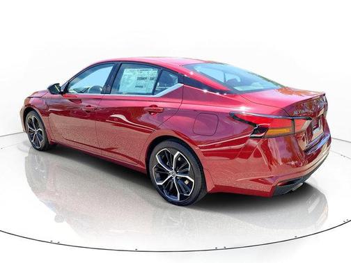 Scarlet Ember Tintcoat 2026 Nissan Altima SR FWD