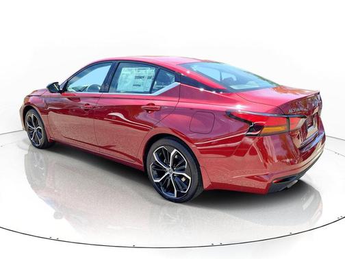 Scarlet Ember Tintcoat 2026 Nissan Altima SR FWD