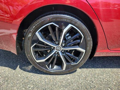 Scarlet Ember Tintcoat 2026 Nissan Altima SR FWD