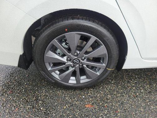 Aspen White Tricoat 2026 Nissan Sentra SL