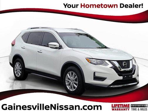 Glacier White 2018 Nissan Rogue SV