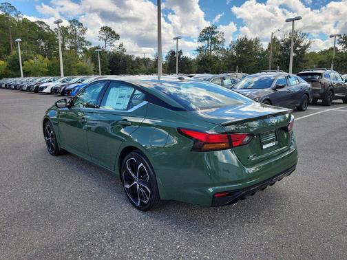 Tactical Green Metallic 2026 Nissan Altima SR FWD