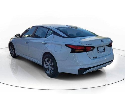 2025 Nissan Altima S FWD